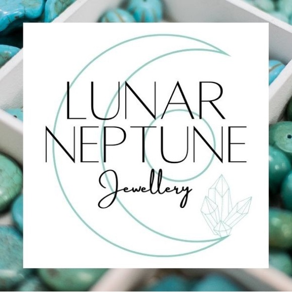 Meet your Posher, Chloe - Picture 4 of 7